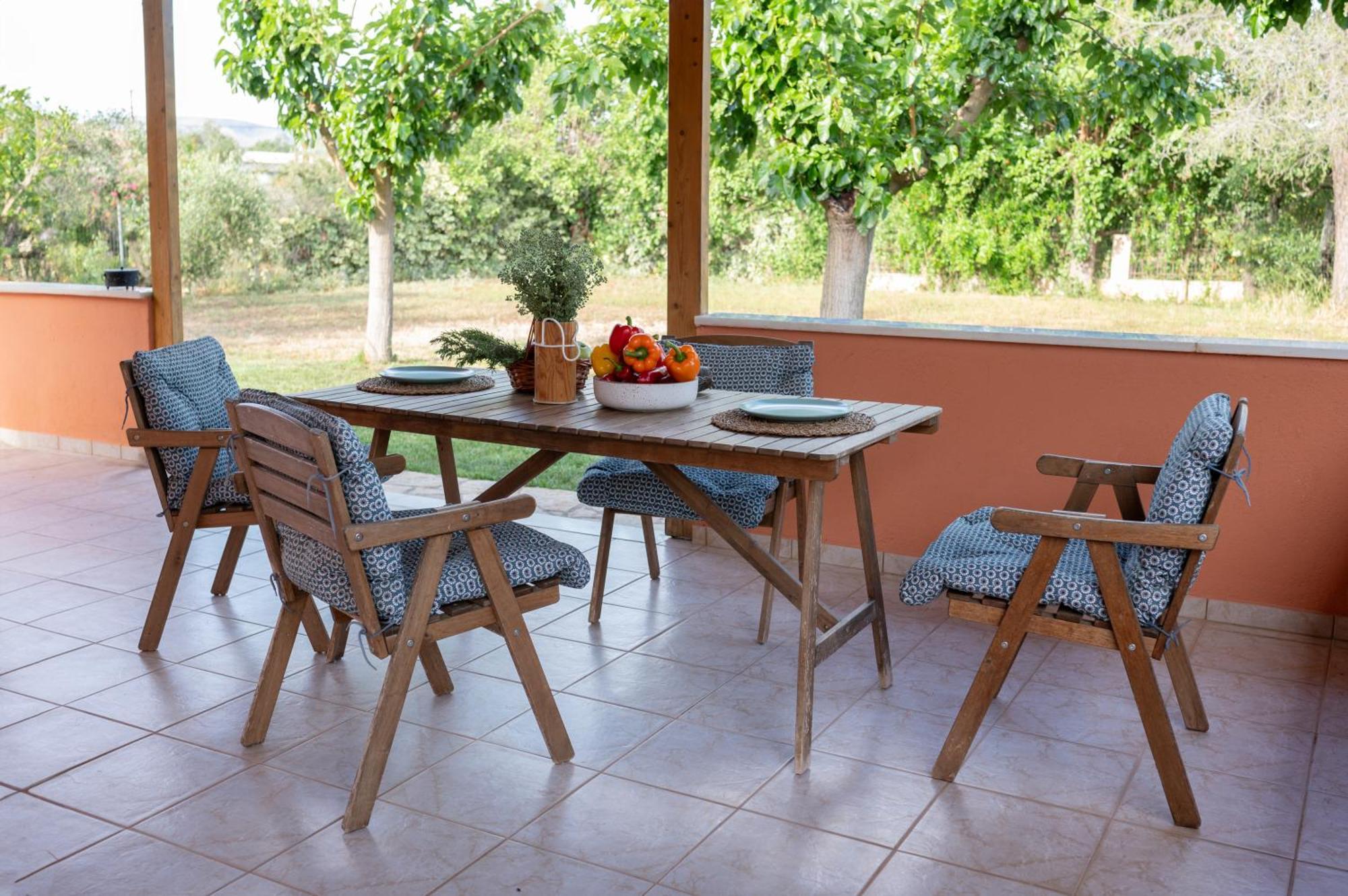 Agrotospita Country * Nafplio